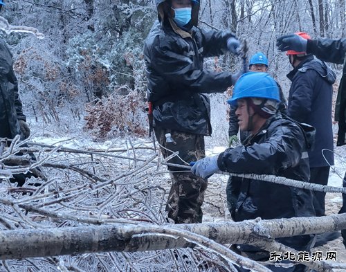 国网牡丹江东宁市供电公司：浴“雪”奋战保供电