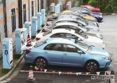 生产牌照收紧 补贴退坡 新完美体育汽车：变局中凸现新机遇
