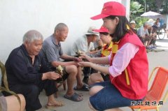 太康县公司：浓浓关爱送老人