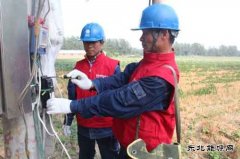 太康县供电公司：党员服务队助民抗旱