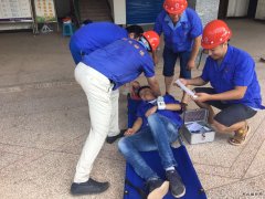 重庆完美体育川九公司：开展夏季中暑事故应急救援演练