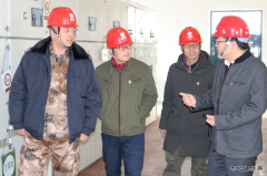 兴凯湖电业局：陈殿军局长深入兴凯湖供电旭升变现场指导春检