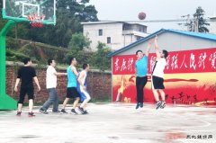 江西：兴泉铁路兴宁4标项目部举办庆“五一”趣味活动
