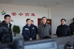 西部创业实业股份有限公司党委书记、董事长李广林慰问沿线职工
