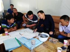 中铁21局四公司：副总经理、总工程师吕俊团检查兴泉铁路隧道现场