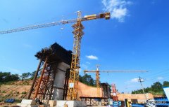 中铁二十一局：兴泉铁路兴宁4标宁化跨泉南高速特大桥成功浇筑0号