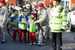 大唐绥化热电有限公司：开展学雷锋志愿服务 用心搭建“爱心”桥