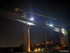 中铁二十一局：兴泉铁路石城段最复杂桥梁琴江特大桥主跨安全合拢