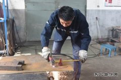 潞安集团李村煤矿：巧用“圆规” 辅助切割