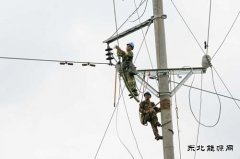 婺源：战高温斗酷暑  为高速建设护电
