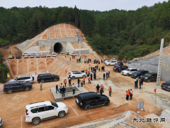 中铁二十一局：兴泉铁路四标项目部举办隧道车站防护工程观摩会