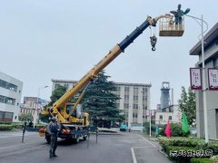 双龙公司：机电科及时更换工广照明