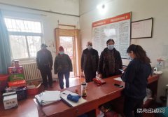蒲白马南社区：助老认证、防疫宣传两不误