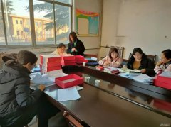 蒲白中心社区：“互检互评”让党支部标准化工作再上新台阶