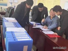 蒲白煤矿运营公司：为基层党支部“指点迷津” 促使党建工作上台