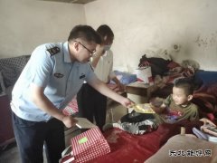 北屯执法大队与社区共驻共建 为留守、残障儿童送温暖