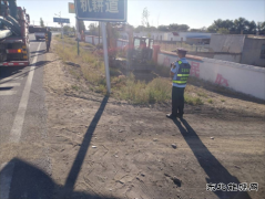 富蕴执法大队：及时制止公路用地涉路施工违法行为