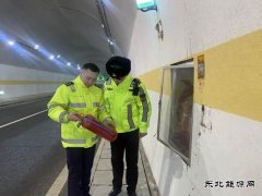 布尔津执法大队切实做好预防雪崩、洪水灾害各项工作