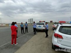 阿勒泰执法支队：联合开展路域整治、全面提升S324线通行环境
