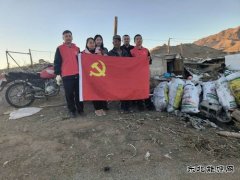 富蕴执法大队：捐助“暖心煤”，圆梦“微心愿”