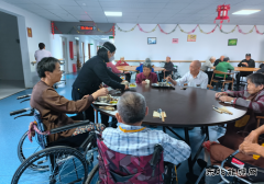 ：Ｖ捶ù蠖：践行雷锋精神，志愿服务我先行