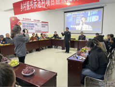 哈巴河执法大队：民族团结一家亲 共度中秋话团圆