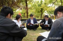 中煤新集公司利辛矿业工会：书香四溢 共赴阅读之约