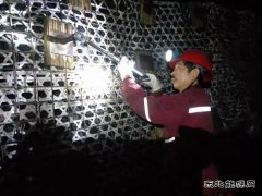 牛儿庄采矿公司：强化顶板安全管理