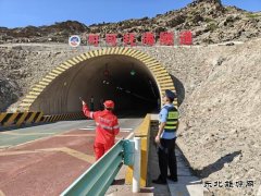 富蕴执法大队：联合开展公路安全隐患排查整治