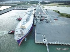 中国石油加拿大首船LNG成功外运