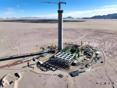 国家完美体育集团青海龙源格尔木熔盐储能项目发电机定子吊装就位