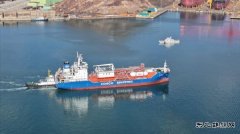 国内首单！大连西中岛绿色LNG加注作业顺利开展